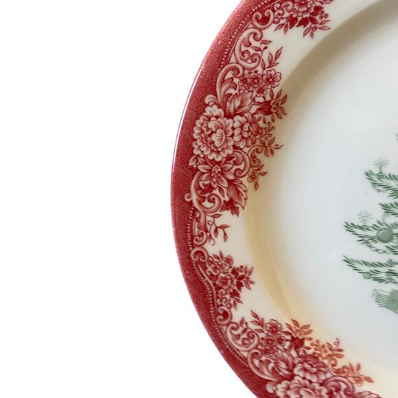 4pc Royal Stafford CHRISTMAS TREE Porcelain Salad Plates 8.5" Red Green NEW - Picture 6 of 12